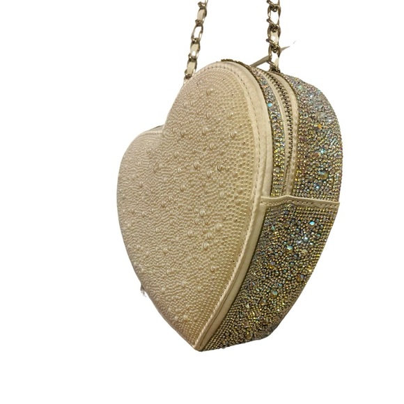 NWOT Betsey Johnson Elegant Heart-Shaped Beige Bridal Bag - Picture 7 of 12